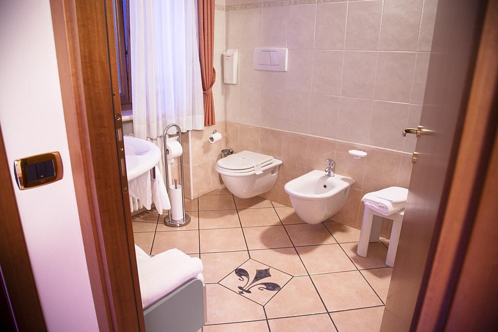 Residenza Il Giglio Bed & Breakfast Mozzecane Exterior photo