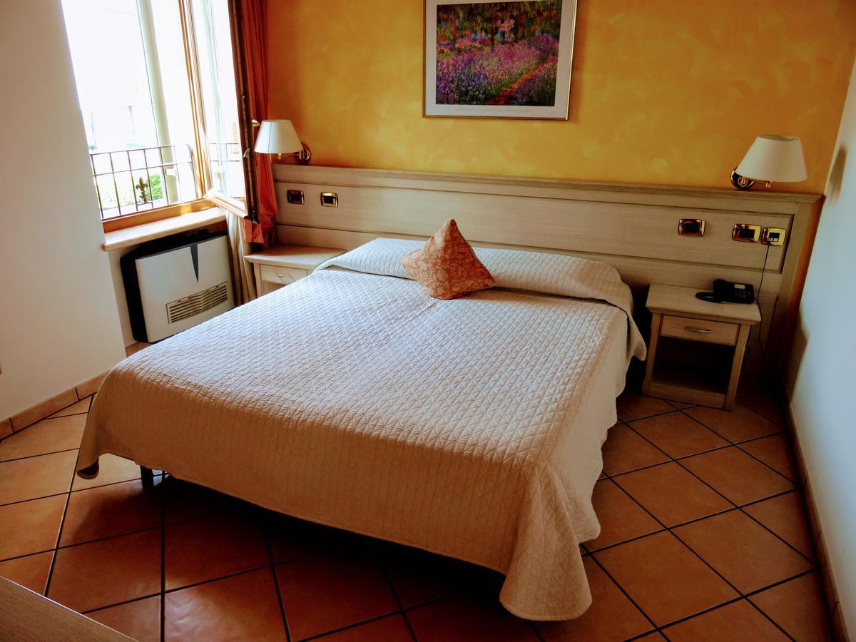 Residenza Il Giglio Bed & Breakfast Mozzecane Exterior photo